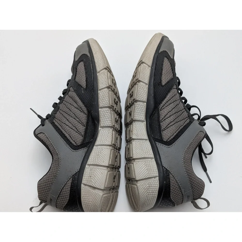 Skechers‎ Sneakers Mens 9 Gray 51532 CCBK Relaxed Fit Air-Cooled Memory Foam Gym